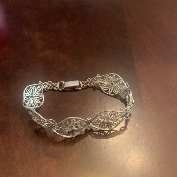 2/$40 👸🏻 Vintage Ornate Bracelet 🖤 - Picture 3 of 10